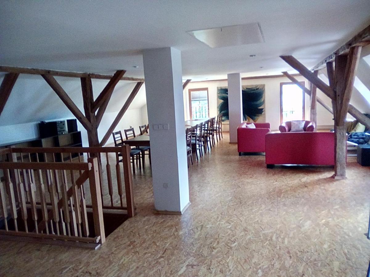 Hostinec u Janatů s ubytováním Cestin Exterior foto